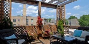 modern outdoor living spaces 2023 trends